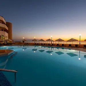5* מלון Radisson Blu Resort, Malta